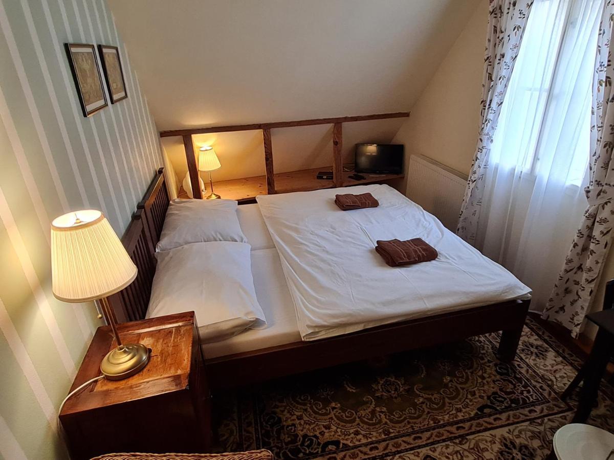 Penzion Nostalgia Banská Štiavnica Kültér fotó